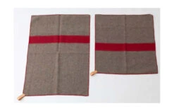 Couverture En Laine Recyclée Ansel Duepuntootto -Chats Chiens Fournitures Magasin ansel red wool blanket cc8de865 e404 40c5 ba6e a2330f54b23c